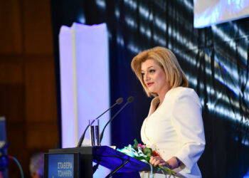 ΔΙΟΝΥΣΙΑ ΑΥΓΕΡΙΝΟΠΟΥΛΟΥ: “Με σύγχρονη και ρεαλιστική ατζέντα!”