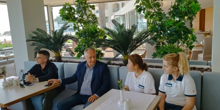 ΝΙΚΟΣ ΚΑΛΑΚΟΣ: Συναντήσεις με εργαζόμενους στον τουρισμό!