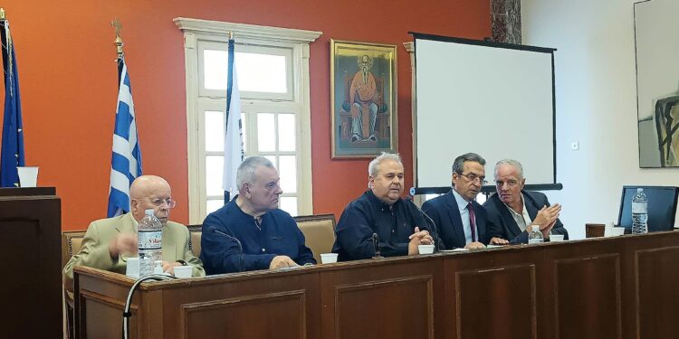 Με επιτυχία η παρουσίαση του βιβλίου του Κωνσταντίνου Βλάμη για τους πνευματικούς ανθρώπους της Επαρχίας Ολυμπίας (φωτος)