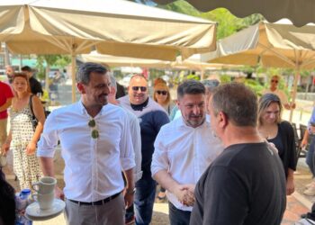 “Αυτοδύναμη κυβέρνηση  για να μη μπει η χώρα σε περιπέτειες”