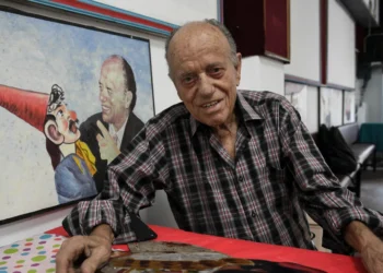 “Έφυγε” από τη ζωή ο “εθνικός καραγκιοζοπαίχτης” Θανάσης Σπυρόπουλος