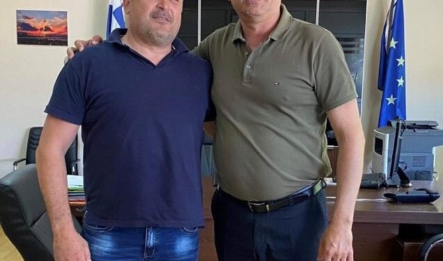 Ο Θανάσης Ανυφαντής στο πλευρό του Γιάννη Λέντζα