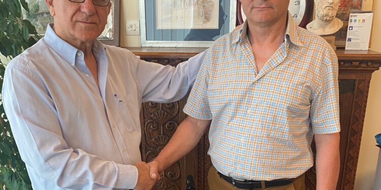 Στο πλευρό του Δημάρχου Ζαχάρως, Κώστα Αλεξανδρόπουλου και ο κ. Γιώργος Βλάμης