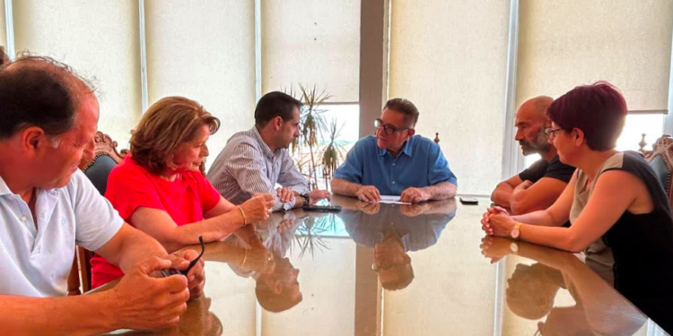 Επίσκεψη Αντιπεριφερειάρχη Ηλείας στον Δήμαρχο Ζαχάρως: Στο επίκεντρο σημαντικά έργα και παρεμβάσεις