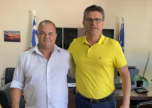 Ο Νίκος Νταντής στο πλευρό του Γιάννη Λέντζα