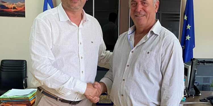 Ο Παναγιώτης Χριστόπουλος στο πλευρό του Γιάννη Λέντζα