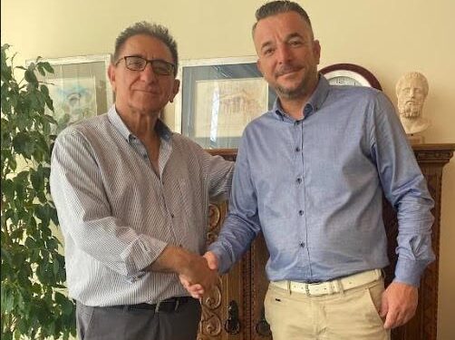 ΔΗΜΟΣ ΖΑΧΑΡΩΣ: Στο πλευρό του Δημάρχου Ζαχάρως, Κώστα Αλεξανδρόπουλου και ο Dr. Γιώργος Παναγόπουλος Γεωλόγος, αναπληρωτής καθηγητής του Πανεπιστημίου Πελοποννήσου