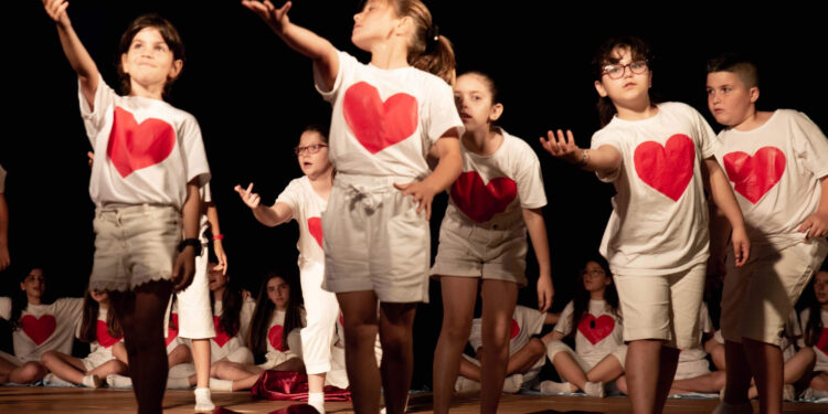 Το 12ο ΦΕΣΤΙΒΑΛ ΑΝΔΡΑΒΙΔΑΣ – ΚΥΛΛΗΝΗΣ: Άνοιξε τις πύλες του στον Σταφιδόκαμπο (φωτος)