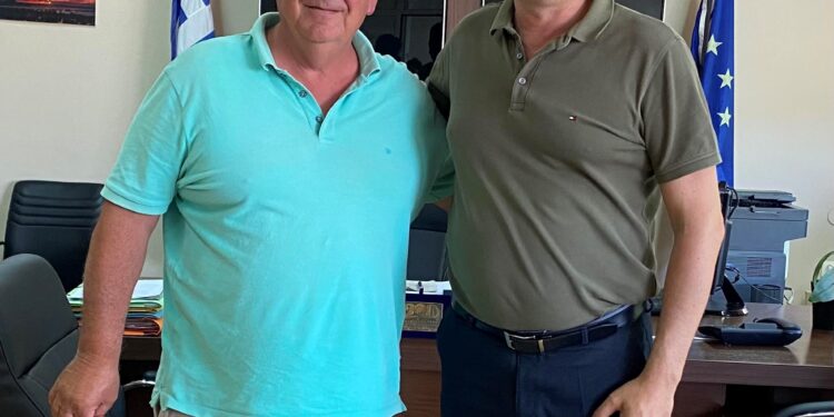 Ο Θοδωρής Καλύβας στο πλευρό του Γιάννη Λέντζα