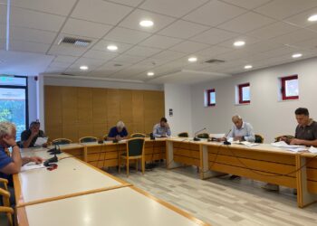 Ενίσχυση του Νοσοκομείου Αμαλιάδας και επισκευές σχολείων