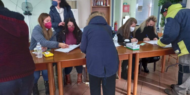 Διανομή τροφίμων στην Αμαλιάδα!