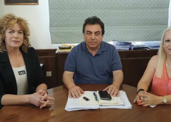 Υποψήφιες με τον συνδυασμό του Δημάρχου Πύργου Παν. Αντωνακόπουλου η Σοφία Κατσιροπούλου και η Σοφία Κίτσου