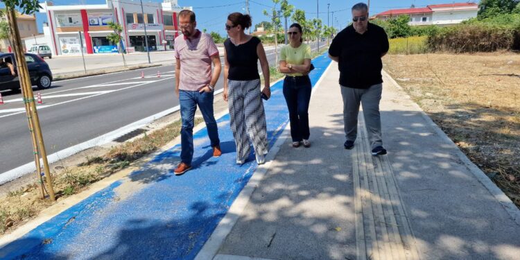 Ο Νεκτάριος Φαρμάκης στον αναβαθμισμένο οδικό άξονα που συνδέει το Κατάκολο με τον Πύργο
