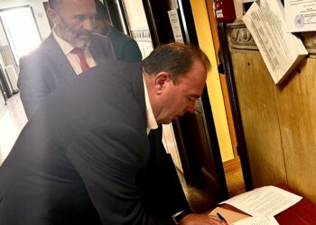Μηνυτήρια αναφορά από τον Αντιπεριφερειάρχη Ανδρέα Φίλια για τις προσπάθειες εξαπάτησης συναλλασσομένων με την Περιφέρεια Δυτικής Ελλάδας