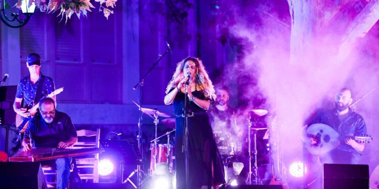 Συναρπαστική βραδιά στον Πύργο με την Ελένη Τσαλιγοπούλου!