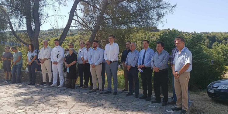 ΔΗΜΟΣ ΠΥΡΓΟΥ: Τιμήθηκε η μνήμη των θυμάτων στα “ΦΟΝΙΚΑ” (φωτος)