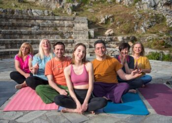 Θεατρική Ομάδα “Υπερφωτισμένοι”: Έρχονται με τη νέα κωμωδία “PRANA”