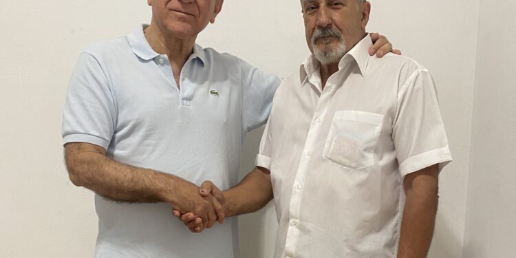 Στο πλευρό του Δημάρχου Ζαχάρως Κώστα Αλεξανδρόπουλου ο πρόεδρος της τοπικής κοινότητας Περιβολίων Κώστας Πολύδωρος