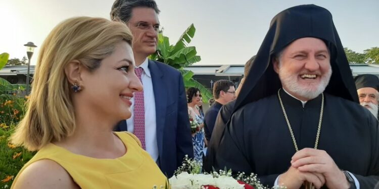 ΔΙΟΝΥΣΙΑ ΑΥΓΕΡΙΝΟΠΟΥΛΟΥ: Συνάντηση με τον Αρχιεπίσκοπο Αμερικής κ. Ελπιδοφόρο στην Γλύφα