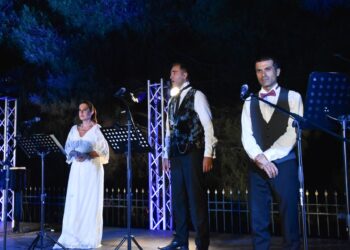 2ο ΔΙΕΘΝΕΣ ΦΕΣΤΙΒΑΛ ΑΡΧΑΙΑΣ ΦΕΙΑΣ: Ταξίδι στο χρόνο και τις μνήμες με τη συναυλία “Ανάμνησις Σμύρνης-Μικρασιάτες συνθέτες” στο λόφο του Επαρχείου (φωτος)