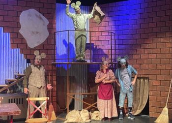 Διεθνές Φεστιβάλ Τεχνών Αρχαίας Ολυμπίας – Θεατρική Εταιρία Αντίμετρο: “Ντίλης ο Μεγαλοπρεπής”