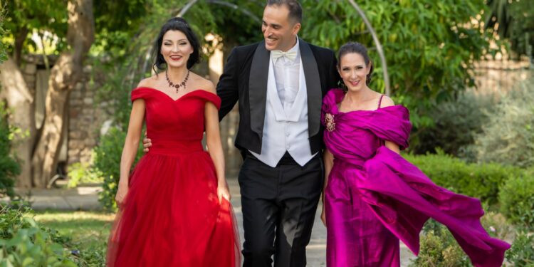 “Άρωμα Σμύρνης” στο 2ο Διεθνές Φεστιβάλ Αρχαίας Φειάς