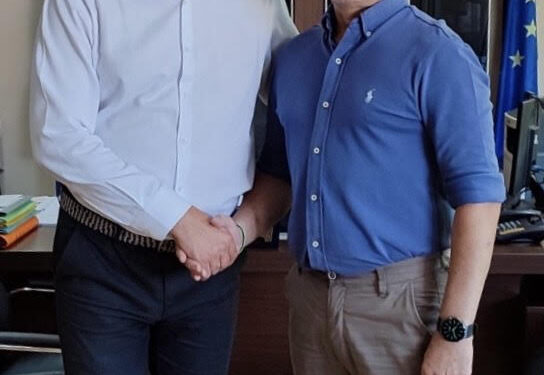 Ο Σταύρος Κατσιμπερνάκης στο πλευρό του Γιάννη Λέντζα