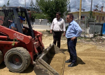 ΔΗΜΟΣ ΖΑΧΑΡΩΣ: Διαμόρφωση του parking έναντι του Δημοτικού Σχολείου