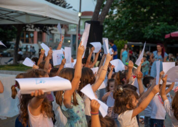 Γέμισε παιδικά χαμόγελα η πλατεία Ανδραβίδας! (φωτος)