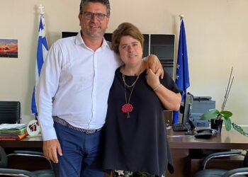 Η Χρυσούλα Ψυχογιού στο πλευρό του Γιάννη Λέντζα