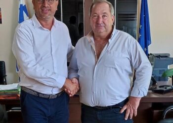 Ο Νίκος Κούγιας στο πλευρό του Γιάννη Λέντζα