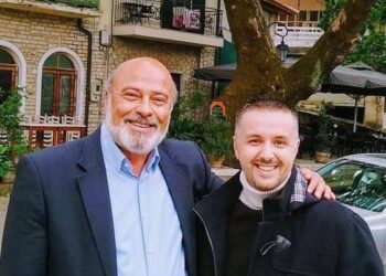 Ο ΜενέλαοςΤζαβέλλας υποψήφιος με τον Τάκη Δημητρουλόπουλο