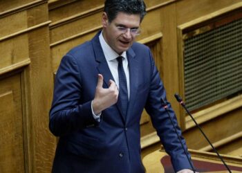 ΔΙΟΝΥΣΗΣ ΚΑΛΑΜΑΤΙΑΝΟΣ: “Ουσιαστικά μέτρα στήριξης και όχι επικοινωνιακή διαχείριση”