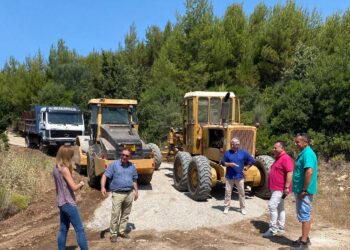 ΔΗΜΟΣ ΖΑΧΑΡΩΣ: Σε εξέλιξη έργο αγροτικής οδοποιίας στο δρόμο Ν. Φιγαλεία – Αγία Άννα του Δήμου!