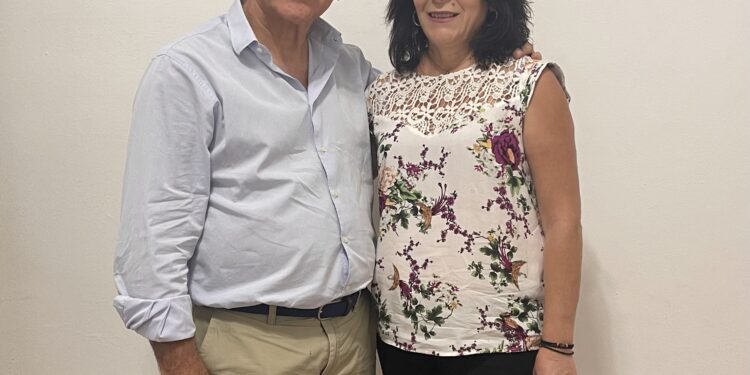 Υποψήφια και η Ειρήνη Τζιράχου με τον Δήμαρχο Ζαχάρως Κώστα Αλεξανδρόπουλο