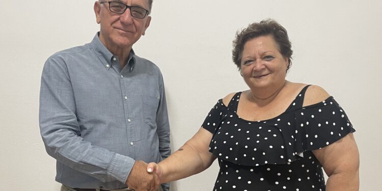 Η Κατερίνα Ζάρδα-Δημητροπούλου στο πλευρό του Δημάρχου Ζαχάρως Κώστα Αλεξανδρόπουλου