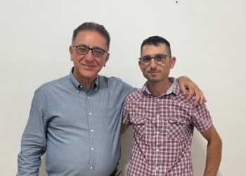 Στο πλευρό του Δημάρχου Ζαχάρως Κώστα Αλεξανδρόπουλου και ο Νικόλαος Παπαγιώργος του Ιωάννου