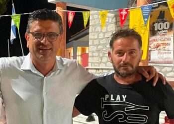 Ο Ευθύμιος Αλεξόπουλος στο πλευρό του Γιάννη Λέντζα