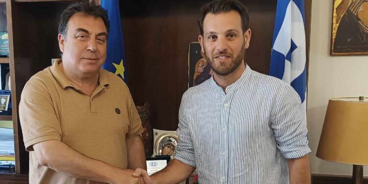 “Ενωμένοι αλλάζουμε τον Πύργο”: Δυναμικές υποψηφιότητες με την παράταξη του Δημάρχου Παν. Αντωνακόπουλου