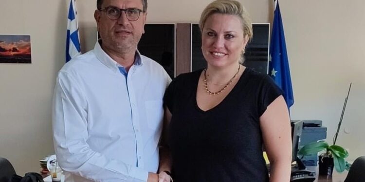 Η Κλεονίκη Καμπούρογλου στο πλευρό του Γιάννη Λέντζα