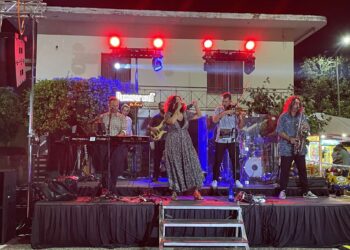 Σε ξεσηκωτικούς ρυθμούς οι Passepartout στην κεντρική πλατεία Ζαχάρως