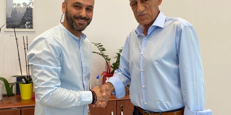 Υποψήφιος στην Τοπική Κοινότητα Δουνεΐκων ο Σωτήρης Αχαμνός!