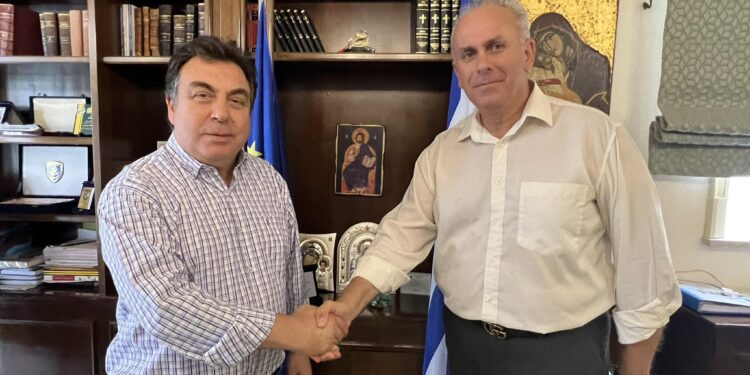 “ΕΝΩΜΕΝΟΙ ΑΛΛΑΖΟΥΜΕ ΤΟΝ ΠΥΡΓΟ”: Ο Μαρίνος Αχτύπης υποψήφιος με τον συνδυασμό του Δημάρχου Παν. Αντωνακόπουλου