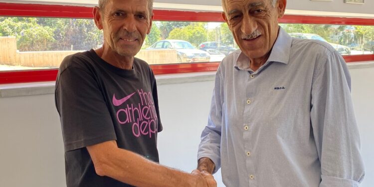 Με τον Γιάννη Λυμπέρη αταλάντευτα ο Γιάννης Βυθούλκας!