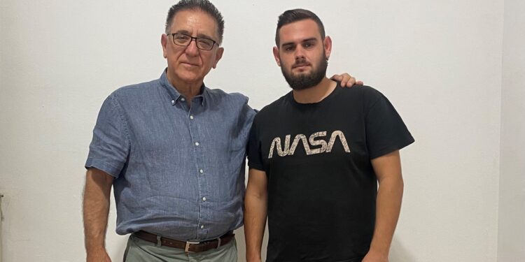 Ο Γρηγόρης Δημητρόπουλος υποψήφιος με τον Δήμαρχο Ζαχάρως Κώστα Αλεξανδρόπουλο