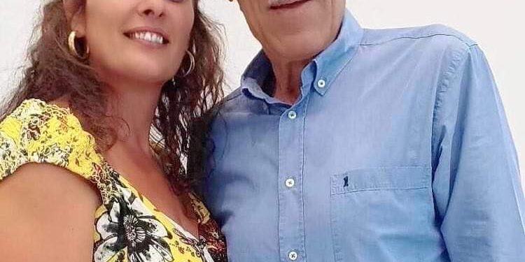 Ακόμη μία νέα γυναίκα στο πλευρό του Γιάννη Λυμπέρη!