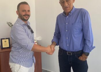 “Ήρθε η ώρα εμείς οι νέοι να βγούμε μπροστά…”