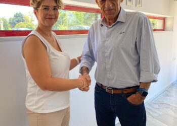 Η Ελένη Μπαρδούση- Χαβαριώτη από την Πηνεία με τον Γιάννη Λυμπέρη!