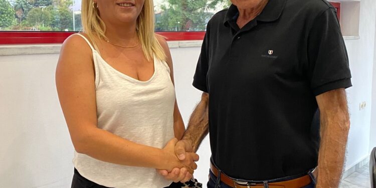 Η Δώρα Νοταρά- Λούντζη στο πλευρό του Γιάννη Λυμπέρη!