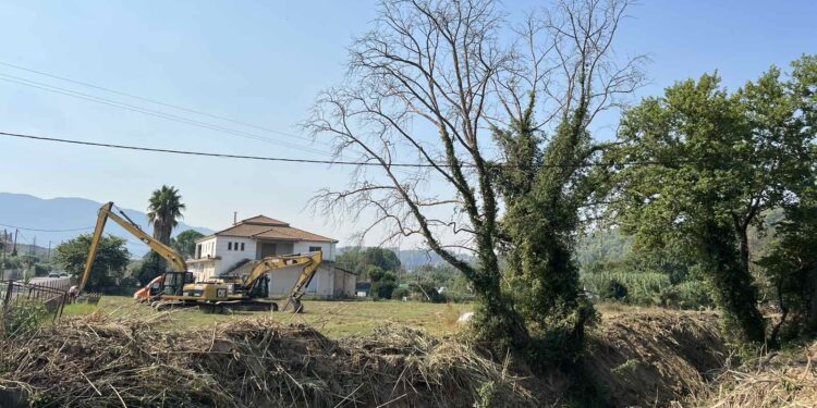 Παρεμβάσεις και καθαρισμός του Σελινούντα στην περιοχή της Κρέστενας από την ΠΔΕ